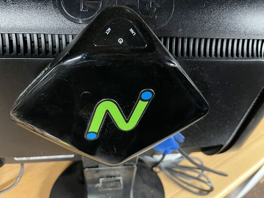 4 stk. 19" PC skærme LG  W1946S inkl. NComputing enhed