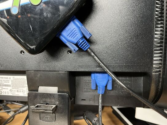 4 stk. 19" PC skærme LG  W1946S inkl. NComputing enhed