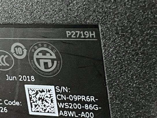 2 stk. PC Skærm 27" DELL, 24" HP  + 1 tastatur