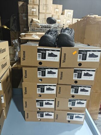 10 stk. Sikkerhedssko Vismo str. 44 10 STK. NYE VISMO SIKKERHEDSSKO MED BOA LUKNING. STR. 44 Vejl. Butikspris 1.739,00 kr.