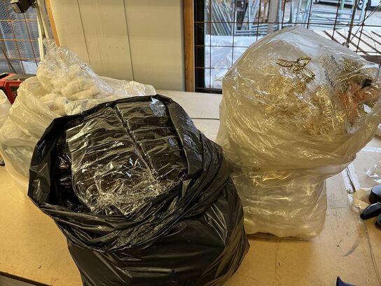 3 poser Hårklemmer + accessories