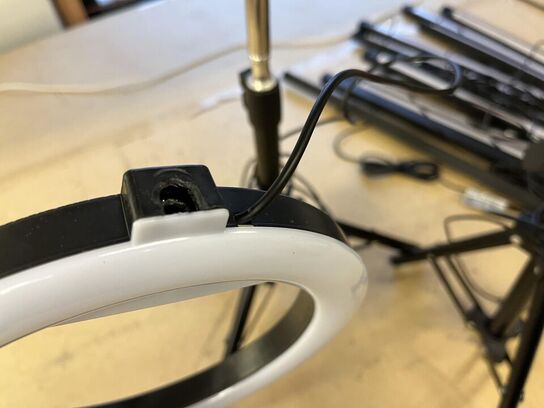 2 Ringlights m. stativ , LED lys + sækkevogn