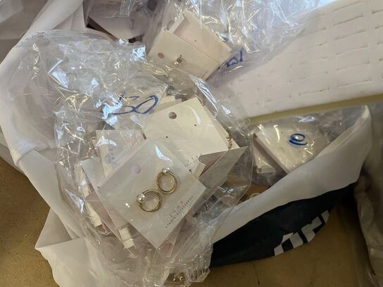 3 poser Hårklemmer + ringe + accessories