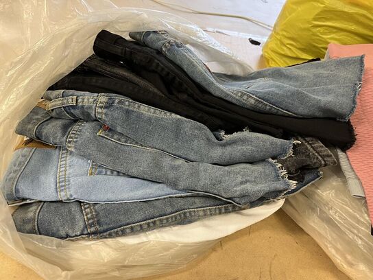 3 poser Mix parti tøj, Shorts, leggings bikinier BB JEANS