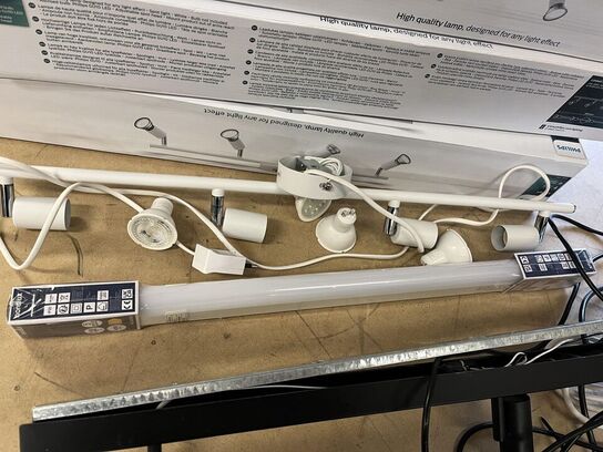 3 stk LED Spotlamper + skinnelamper PHILLIPS