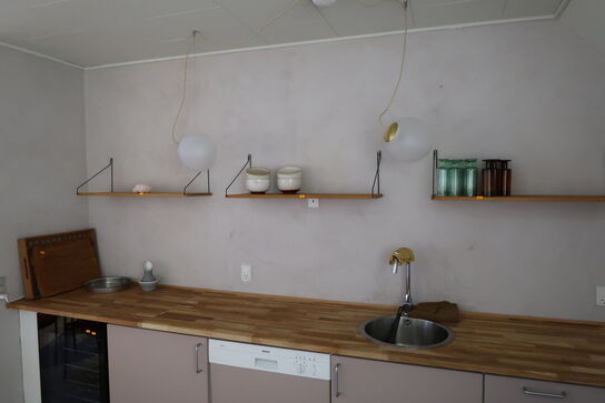 Div. Køkkenservice FERM LIVING, bakker m.m.