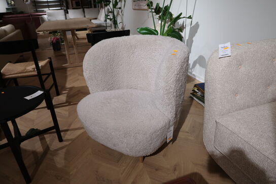 Lænestole GUBI Stay Lounge Chair Sheepskin, Skandilock