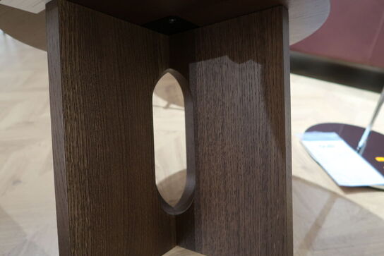 Sidebord AUDO Androgyne Side Table Dark Oak