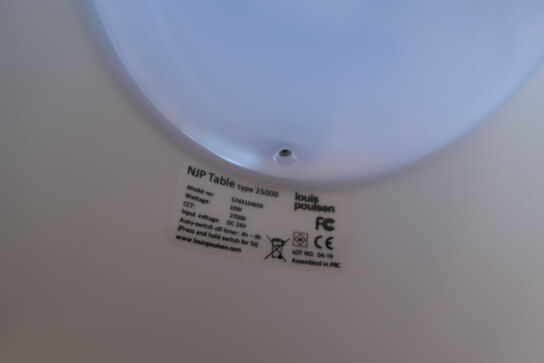 Skrivebordslampe LOUIS POULSEN NJP 25000