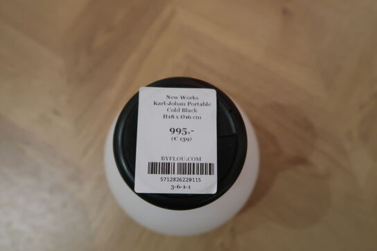 Bordlampe NEW YORKS Karl-Johan Protable Cold Black