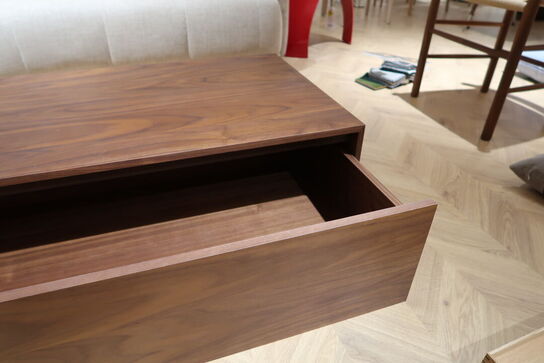 Sofabord NEW WORKS Mass Coffee Table High Walnut