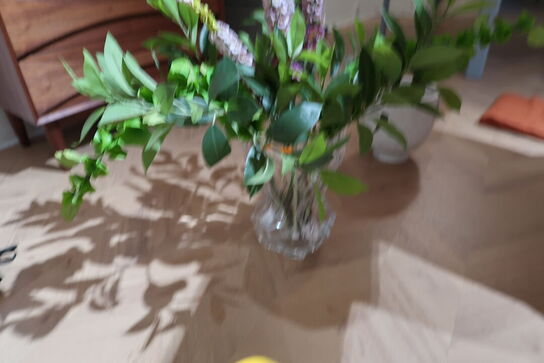 Vase HEIN STUDIO Reflection Clear med div. Kunstige blomster