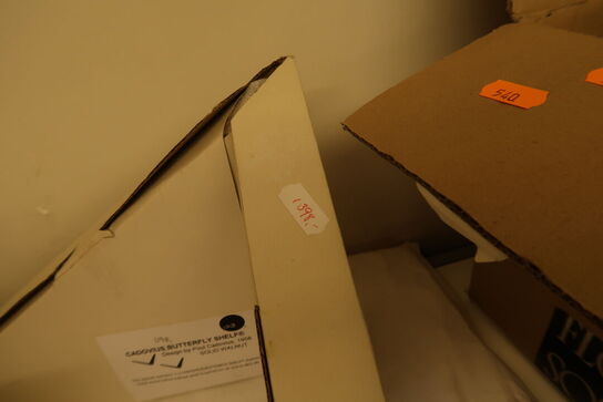 2 stk. hylder DK3 Cadovius Butterfly Shelf