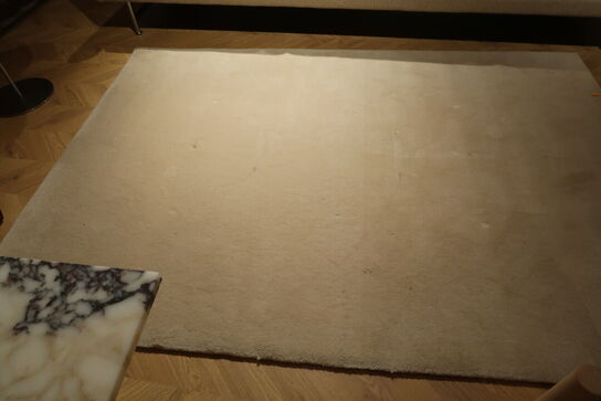 Gulvtæppe FERM LIVING Stille Tufted Rug Off White