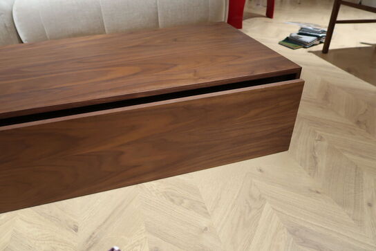 Sofabord NEW WORKS Mass Coffee Table High Walnut