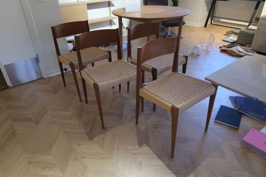 4 stk. spisebordsstole DK3 Pia Chair Røget Eg