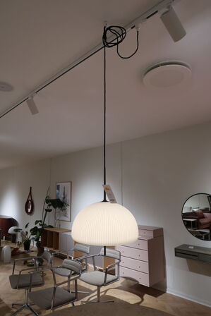 Pendel VIPP Sculpture Pendant - White Glass