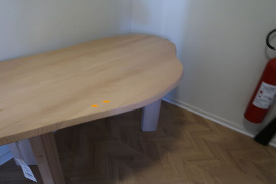 Sofabord FERM LIVING Tarn Desk White Oiled Beech