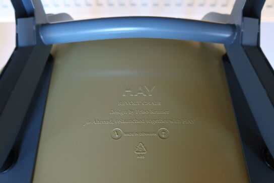 Spisebordsstol HAY Revolt Chair