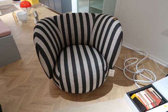 Lænestol FERM LIVING Rico Lounge Chair Louisiana Sand/Black