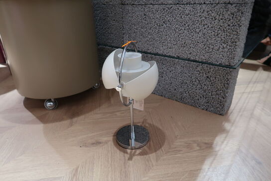 Bordlampe GUBI Multi-Lite Portable 