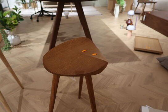 Taburet PP MØBLER Sela Eg Oliebehandlet