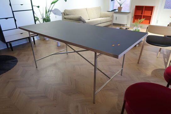 Spisebord EIERMUNK m/lineleum og cromstel