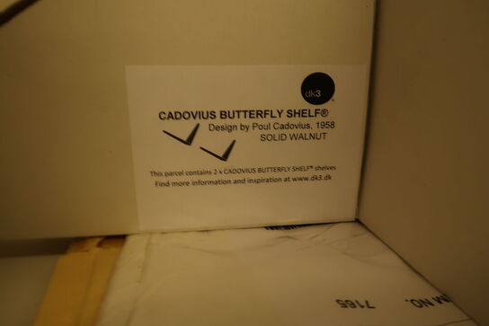 2 stk. hylder DK3 Cadovius Butterfly Shelf