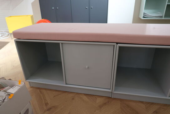 2 stk. bænke/reoler/skabe MONTANA med hynde