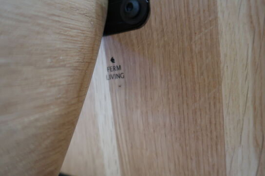 Sofabord FERM LIVING