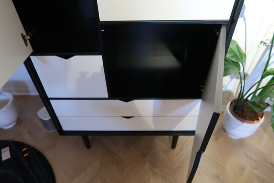 Skab BRDR. ANDERSEN S5 sort lakeret med farvet front