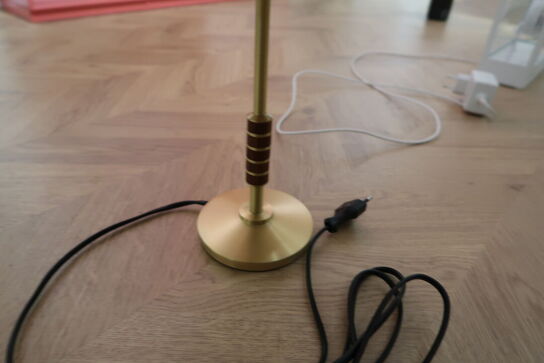 Bordlampe LYFA Governor Table 250 Brass