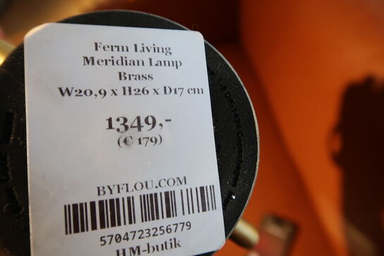 Bordlampe FERM LIVING Meridian Brass