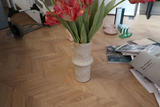 Vase BOTANÉ Ceramic Earth Vase Grey Large med div. Kunstige blomster