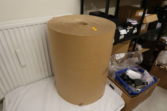 Rullepap samt papir til indpakning