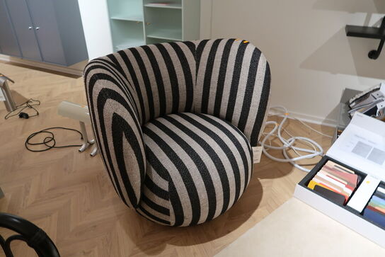 Lænestol FERM LIVING Rico Lounge Chair Louisiana Sand/Black