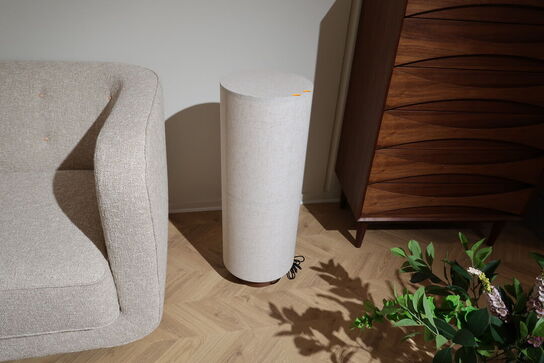 Gulvlampe GUBI Unbound