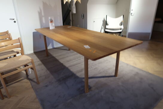 ByFlou.com ApS - Houmøllers Møbler *Del 1 - Designmøbler - Lamper - Brugskunst m.m.*