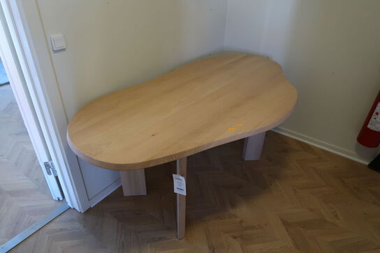 Sofabord FERM LIVING Tarn Desk White Oiled Beech