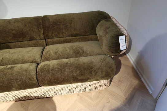 Sofa GUBI Basket 3-Seater Rattan / Mumble