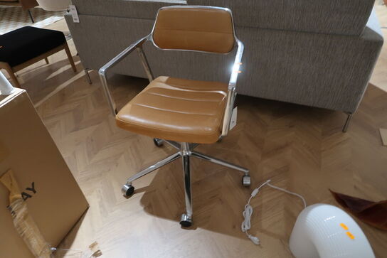 Kontorstol VIPP Vipp453 Swivel+ Chair Camel Leather 101