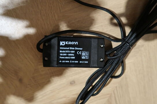 Gulvlampe GUBI Unbound