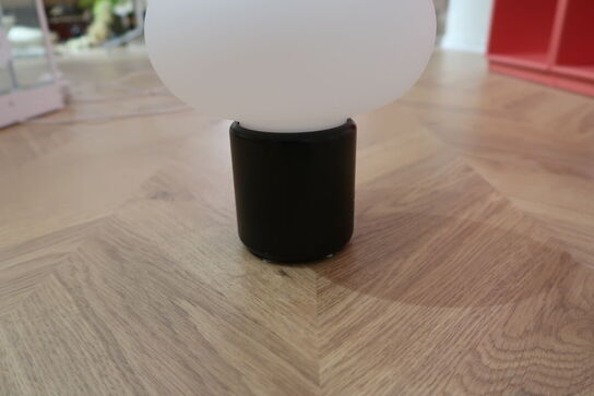 Bordlampe NEW YORKS Karl-Johan Protable Cold Black