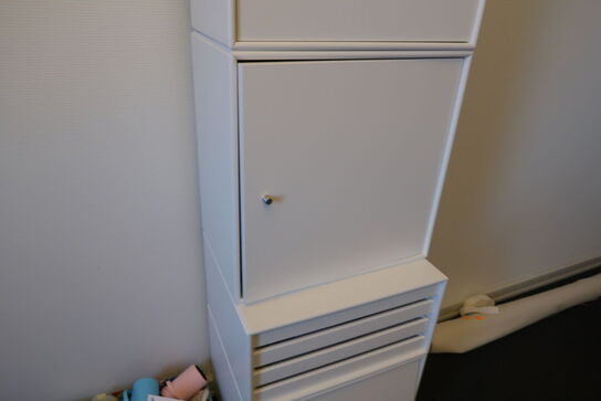 4 stk. reoler/skabe MONTANA