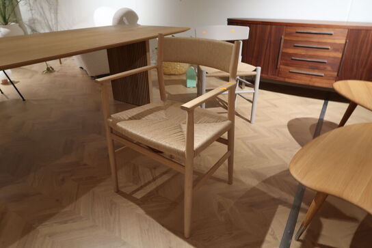 Spisebordsstol BRD. KRÜGER Arv Armstol eg/hvidolie / Flettet Sæde