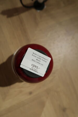 Bordlampe AUDO COPENHAGEN Torso Table Lamp Ruby