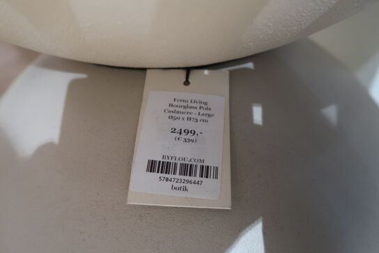 Plante i krukke FERM LIVING Hourglass Pots Cashmere