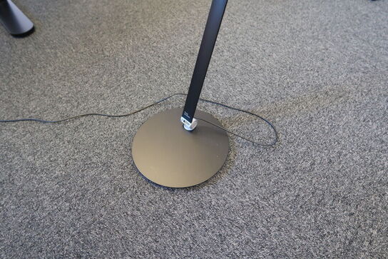 Skrivebordslampe LOUIS POULSEN NJP 25000