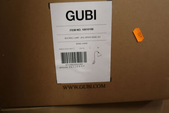Væglampe GUBI BL6