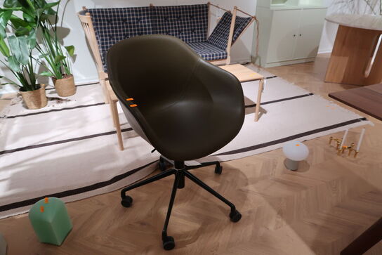 Kontortol HAY AAC 253